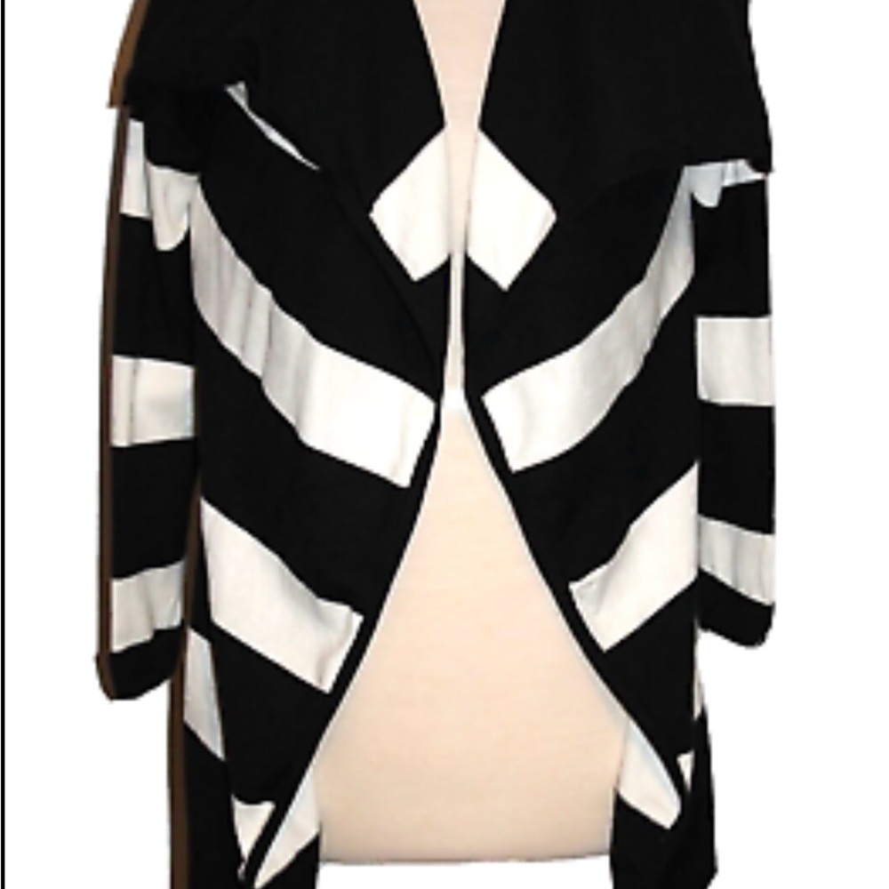 WHITE HOUSE BLACK  size XL Black and White Striped Women's Sweater